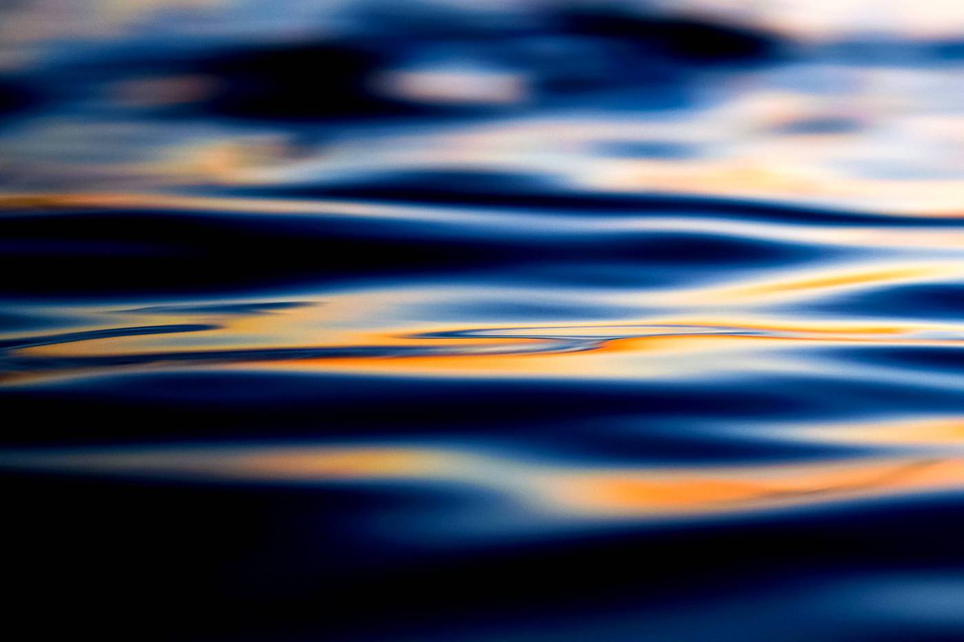 blue water body of water wafe picture