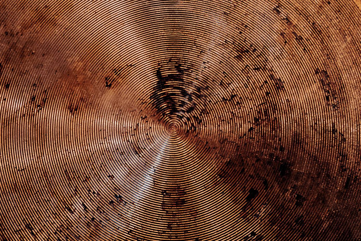 brown and black round tunnel  picture