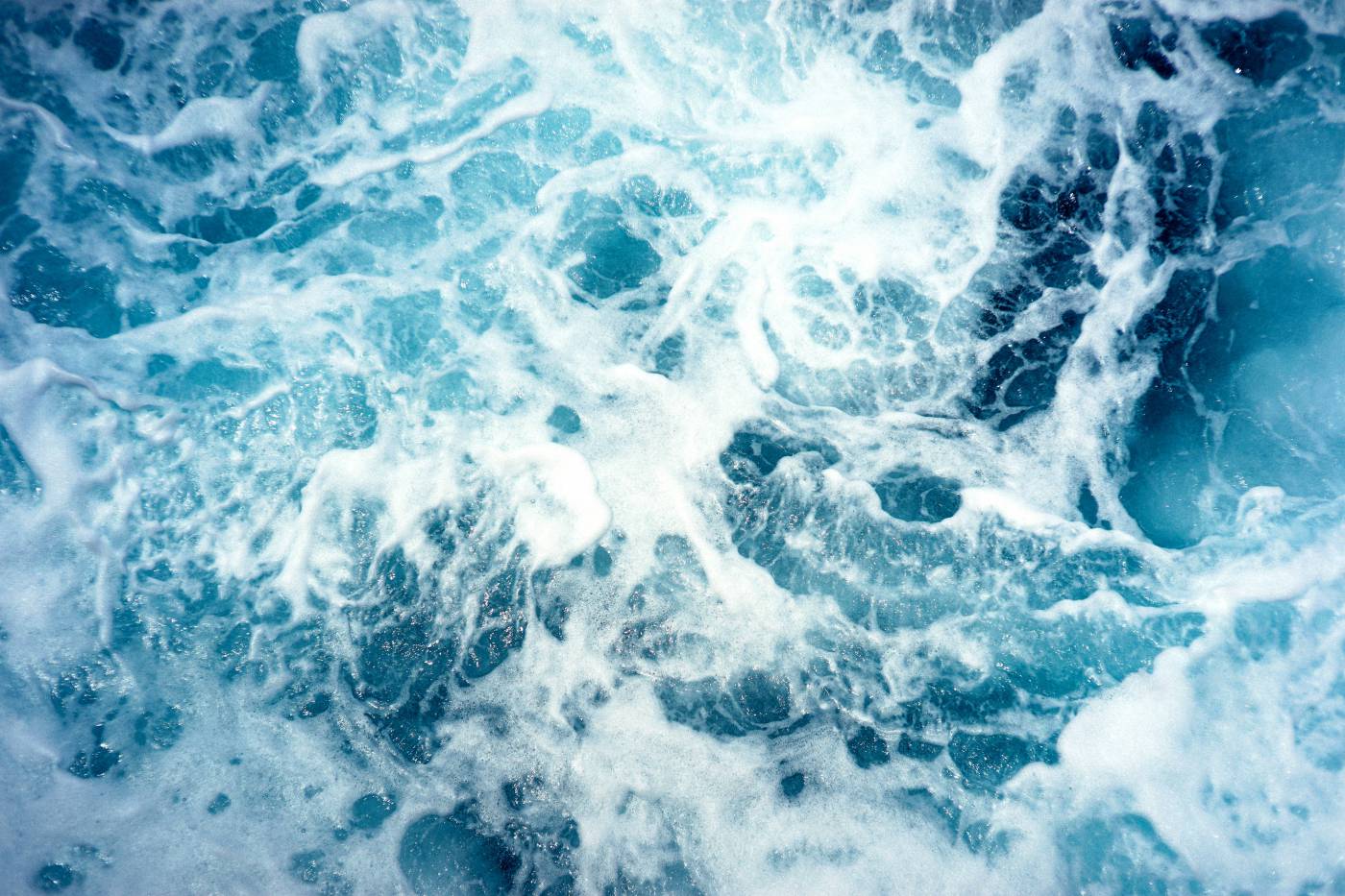  photo of ocean waves at daytime  picture